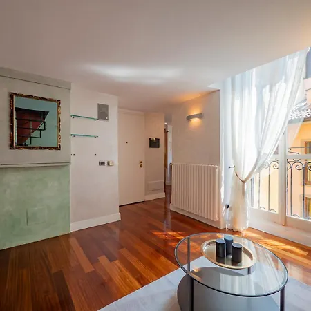 San Babila Luxury - 7sundays 아파트 *